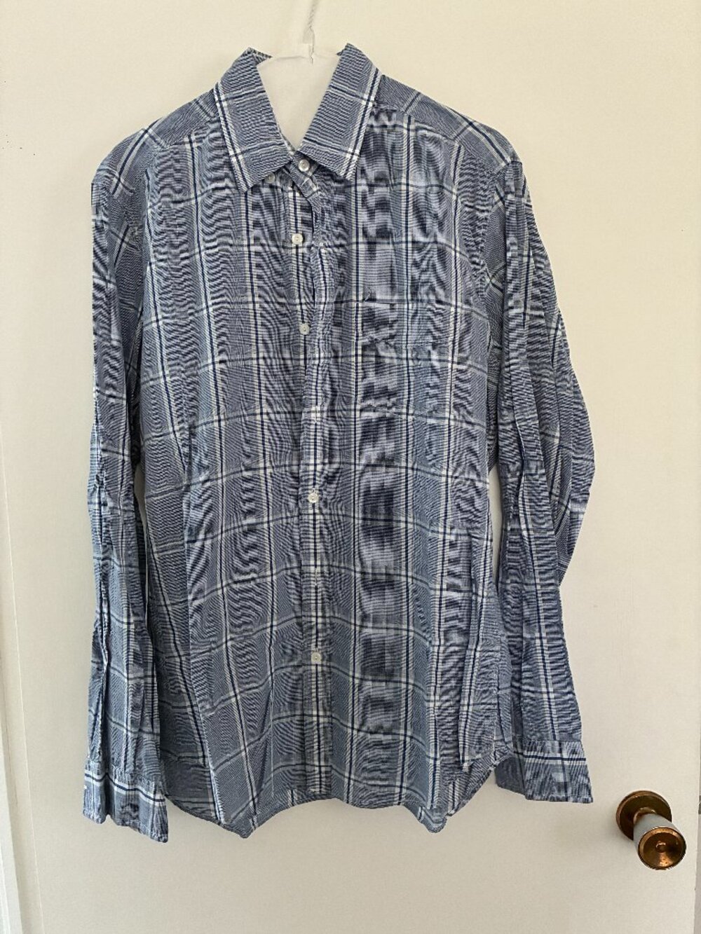 Shirt. NEW Sz M. JCREW Light blue check. Light Weight Chambray.